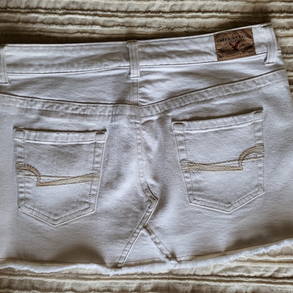 NWOT American Eagle Outfitters Carpenter-White Denim Mini Skirt Size 8 - Picture 4 of 13